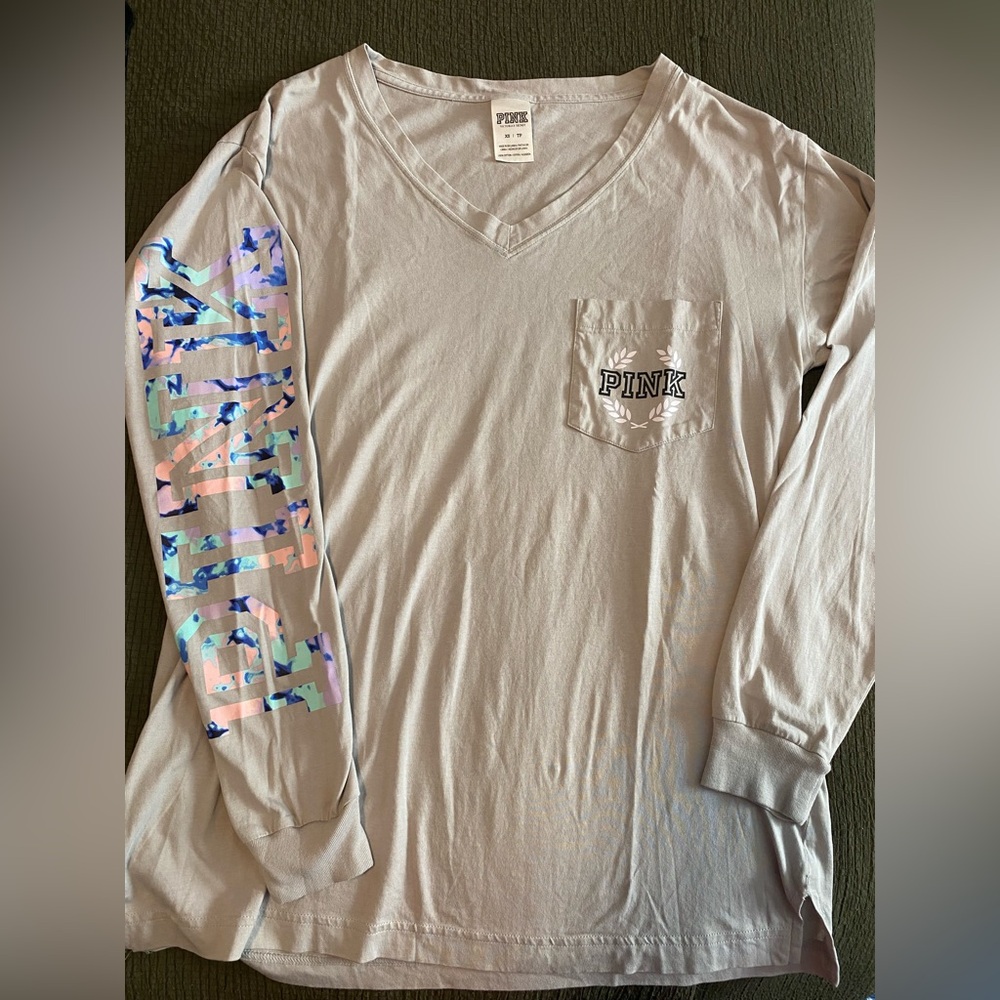 PINK Victoria's Secret Long Sleeve Sleeve Tee